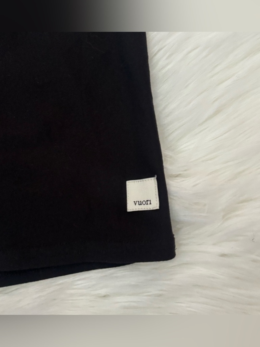 Vuori Black Tank - Picture 2 of 4